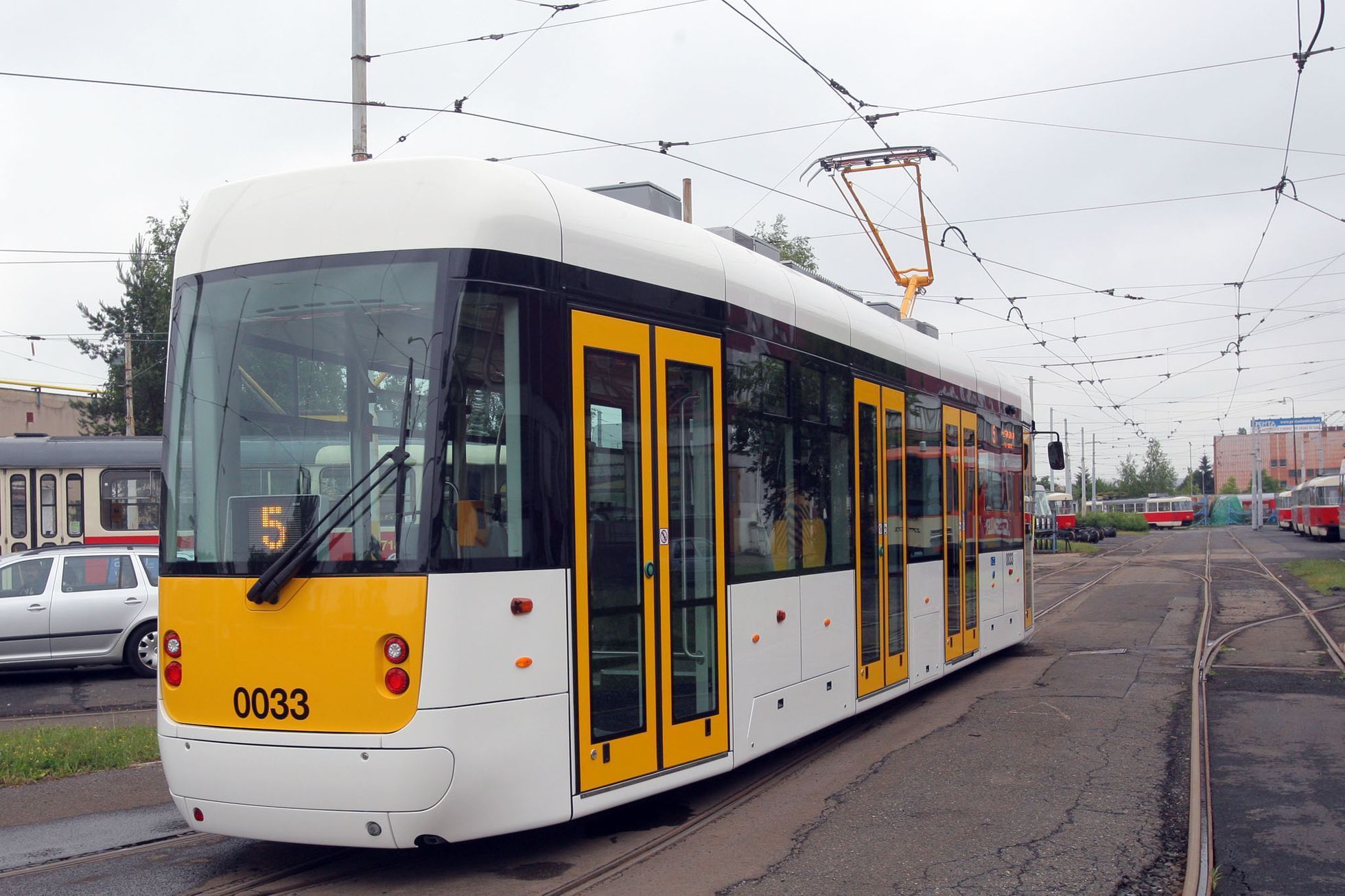 Tramvaj EVO 1 prototyp pro Prahu