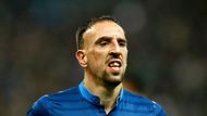 Přehled top branek můžeme začít u Francka Ribéryho, který v úterý takto otevřel gólový účet Francie proti Finsku. Výhra ivšem galským kohoutům nakonec nebyla moc platná, stejně míří jen do baráže.