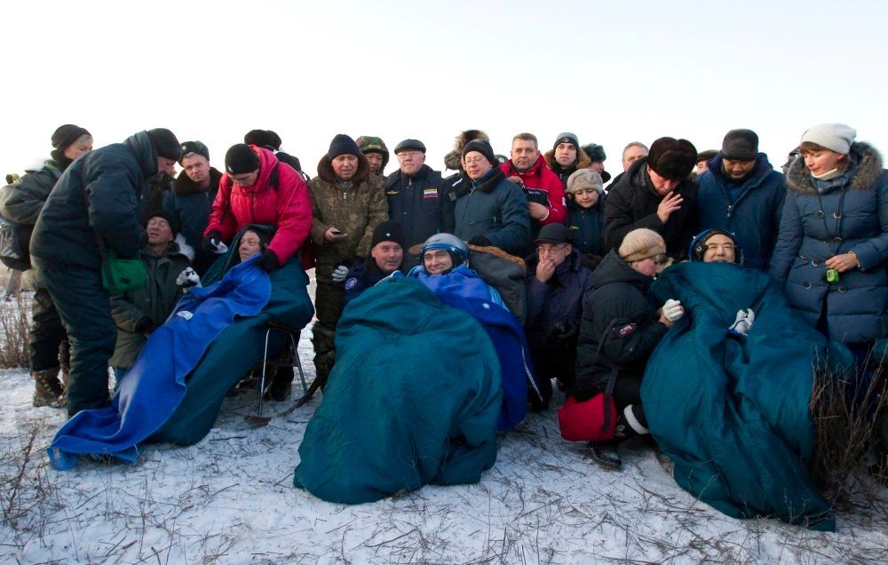 Sojuz se třemi kosmonauty se vrátil z ISS