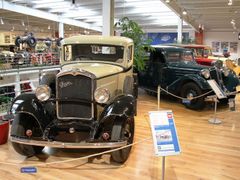 Návštěvník se může seznámit prakticky se všemi významnými československými historickými automobily.