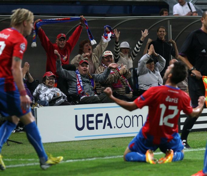 Fotbal, LM, Plzeň - Maribor: Michal Ďuriš slaví gól na 3:1