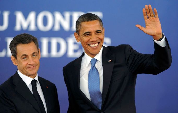 Prezident USA Barack Obama a prezident Francie Nicolas Sarkozy na summitu G20 v Cannes.