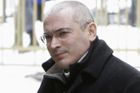 Rusko vydalo zatykač na Chodorkovského. Ten je ale v Londýně