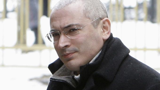 Michail Chodorkovskij, bývalý majitel Jukosu, se k žalobě po prosincové amnestii od Vladimira Putina nepřipojil.