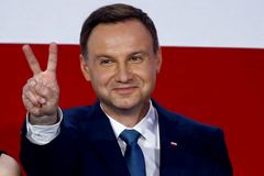 Protiruský euroskeptik. Nový polský prezident je opak Zemana