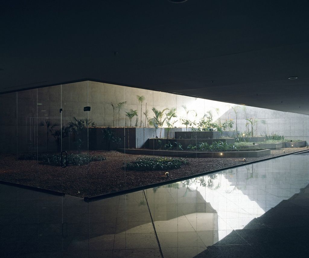 Oscar Niemeyer - Brasília - Ministerstvo spravedlnosti - Interiér