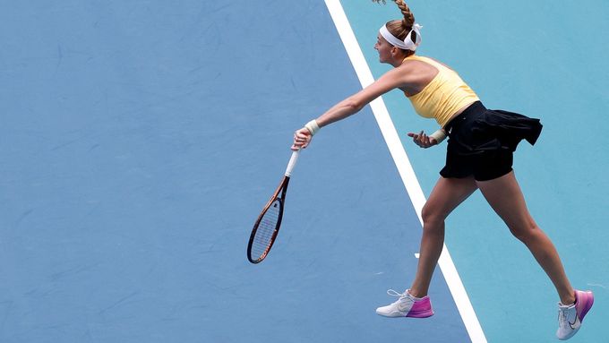 Petra Kvitová v utkání s Jekatěrinou Alexandrovovou.