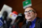 Místo mříží politika. Vůdci kolumbijských povstalců FARC předstoupili před tribunál