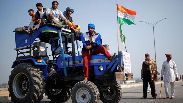 Nenecháme se ožebračit, to raději smrt. Protesty farmářů ohrožují už i indickou vládu