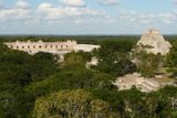 Yucatán je pro archeology místem zaslíbeným. Památky z dob Mayů zde najdete na každém kroku. Na fotografii pohled na archeologický areál v Uxmalu.