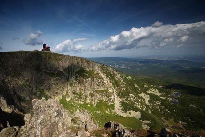 Sněžné jámy jsou již součástí polského Krkonošského Parku Narodowého. Fotografie z roku 2012.