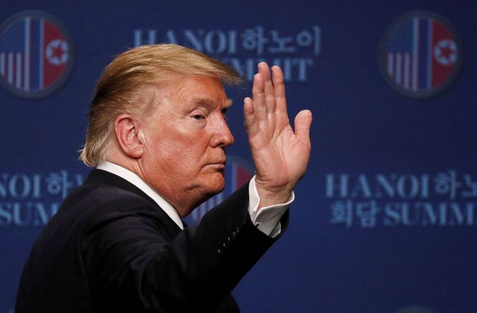 Donald Trump na tiskové konferenci po summitu USA - KLDR v Hanoji,