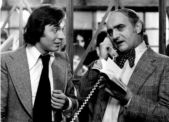 Karel Gott jako Švanda a Josef Somr coby šejdíř Vocílka ve filmu Hvězda padá vzhůru.
