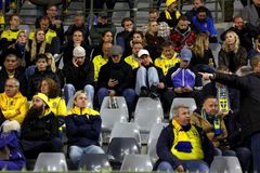 Terorista zaútočil během fotbalového utkání v Bruselu, zastřelil dva švédské fandy