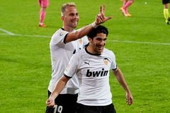 Real Madrid dostal tři góly z penalt, čtvrtý si dal sám a vysoko podlehl Valencii