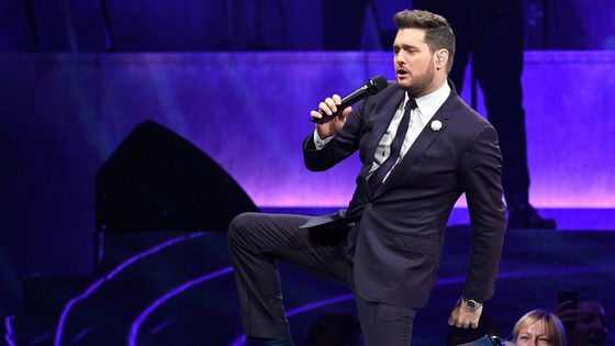 Michael Bublé také v Praze zpíval s okouzlujícím šarmem.