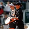 Markéta Vondroušová a Ashleigh Bartyová po finále French Open 2019