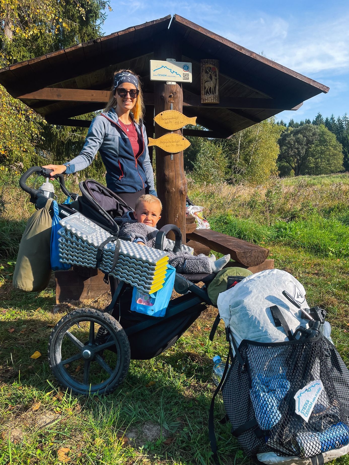 Hanka šla část Stezky Českem s malým synem v kočárku
