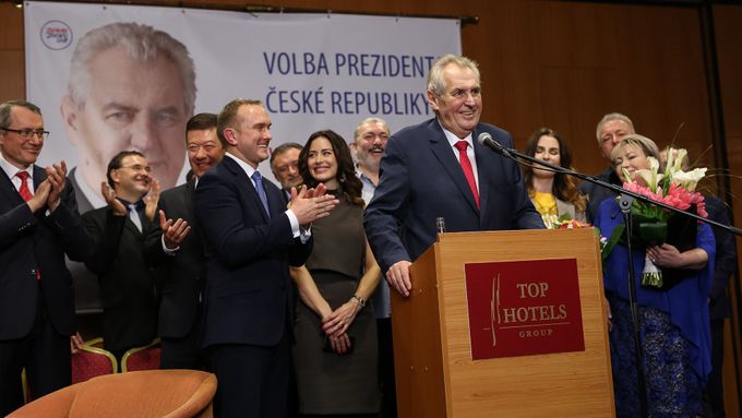 Miloš Zeman a jeho spolupracovníci.