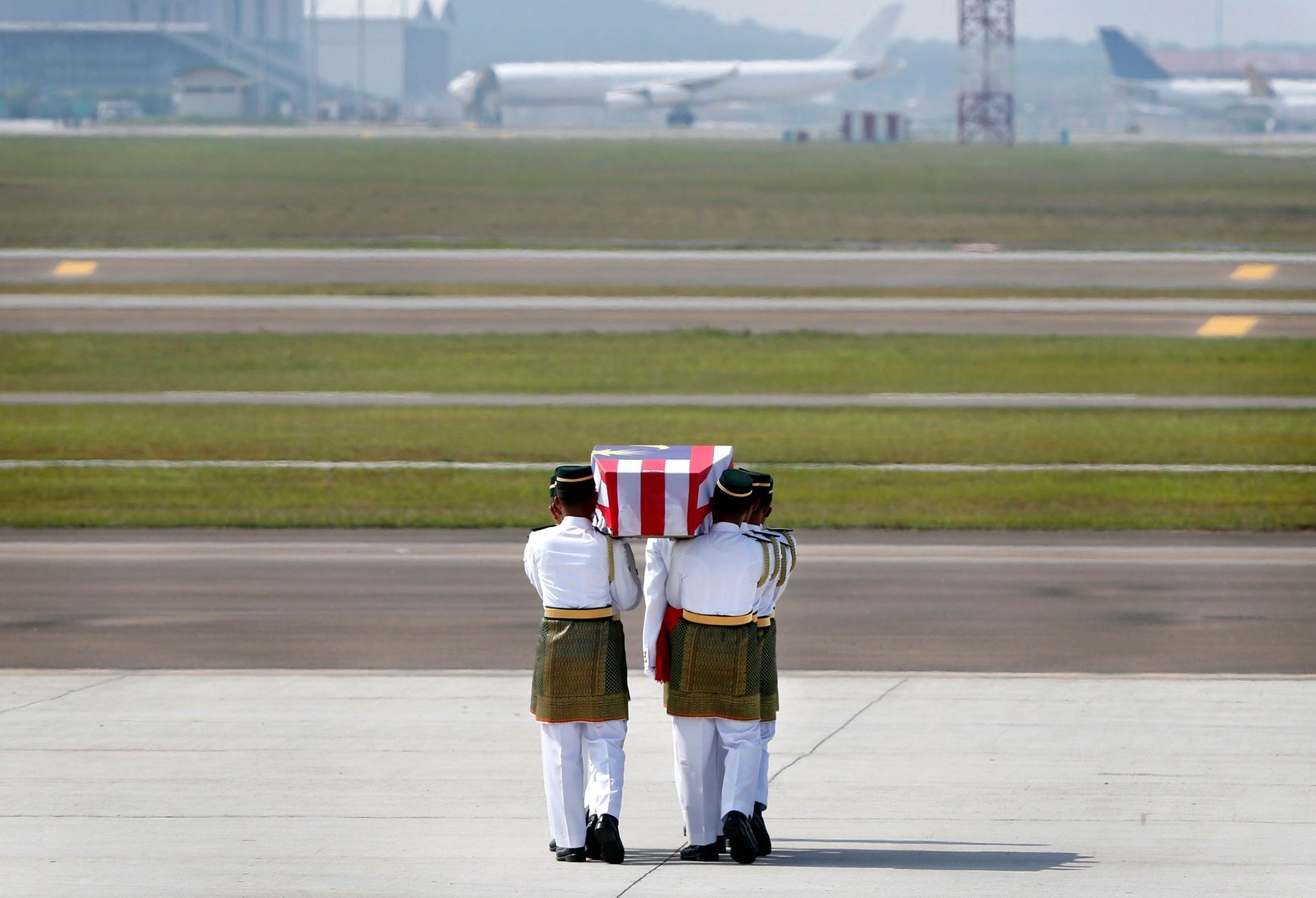 MH17 - Malajsie - návrat - ceremonie