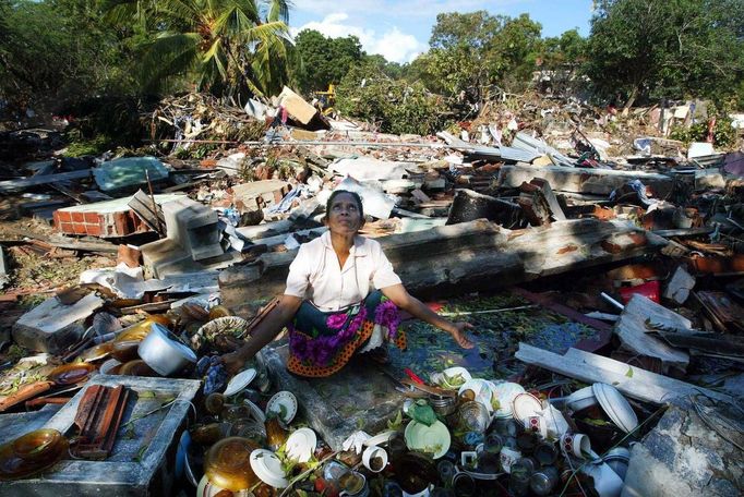 Uplynulo 15 let od ničivé vlny tsunami, která si 26. prosince 2004 vyžádala na pobřeží Indického oceánu v jihovýchodní Asii přes 230 000 mrtvých.