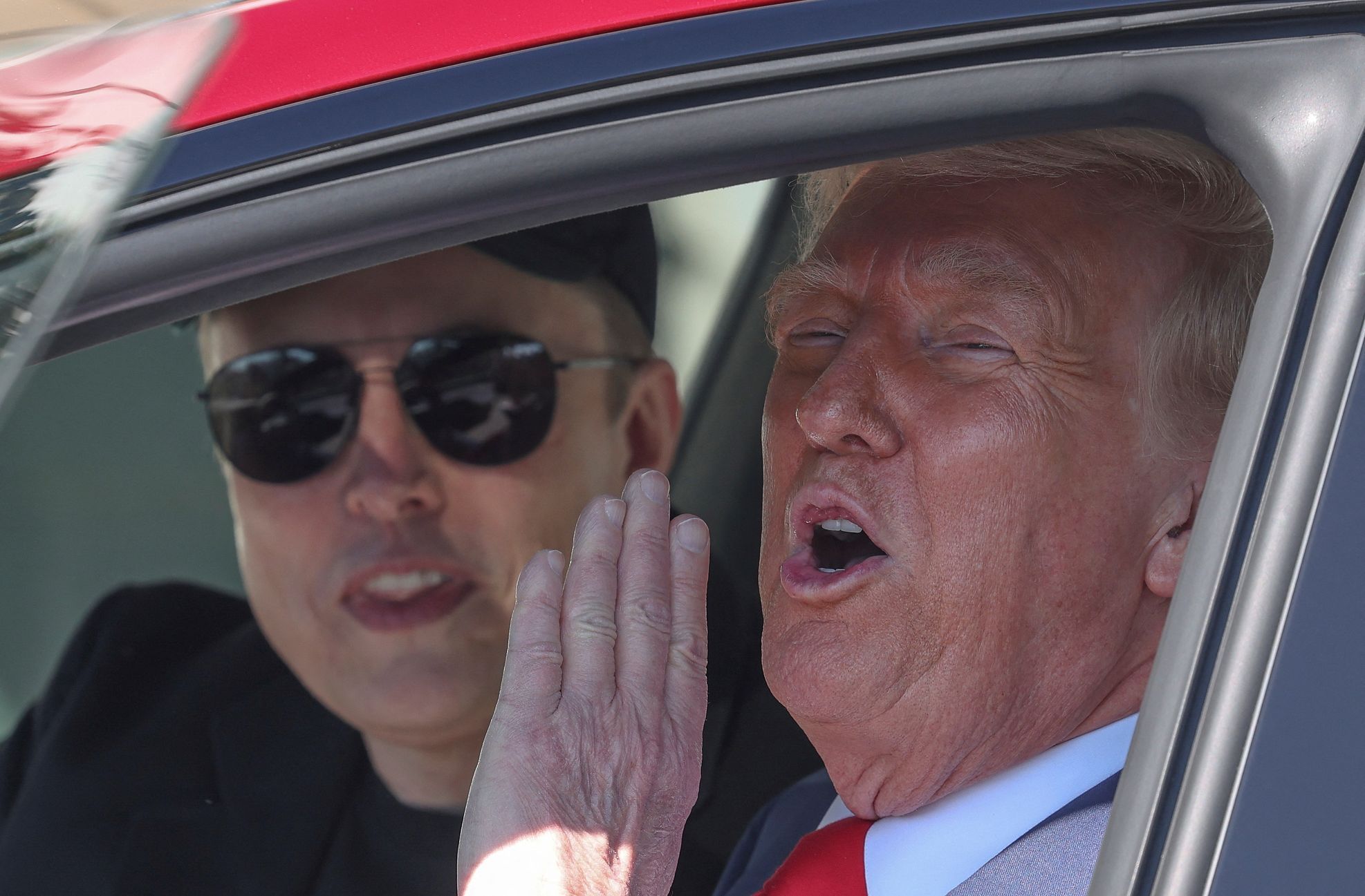 Prezident Donald Trump, Elon Musk, Tesla