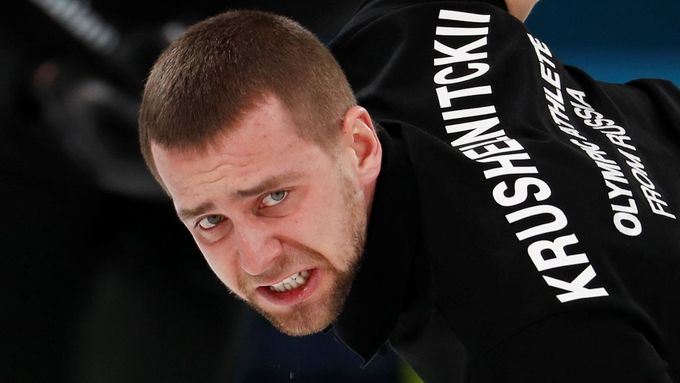 Ruský curler Alexandr Krušelnickij na ZOH 2018