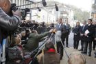 Hollande porazil v prvním kole Sarkozyho o 1,5 procenta