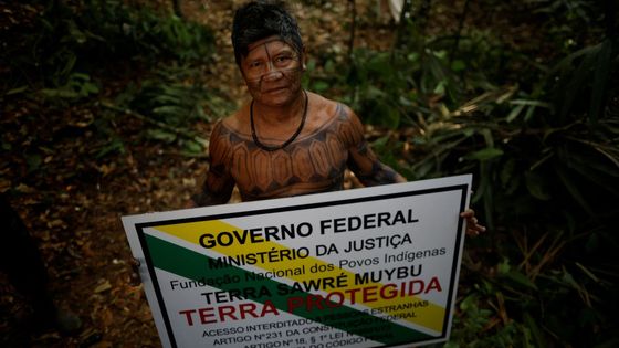 Loví opice a chrání prales. Fascinující život domorodců, na které Brazilci zapomínají