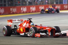 Týmy formule 1 se bouří proti kalendáři příští sezony