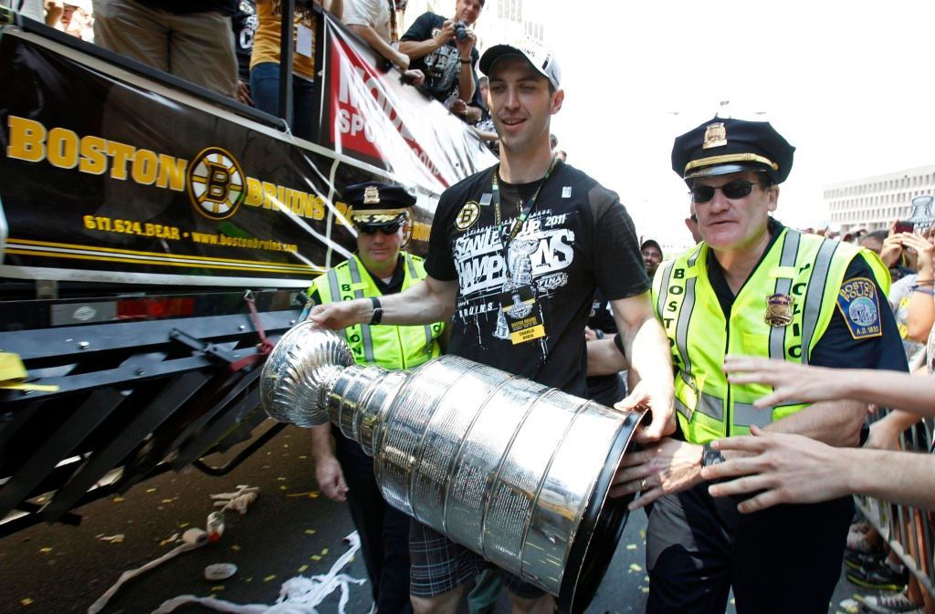 Bostonské oslavy Stanley Cupu (Chára)