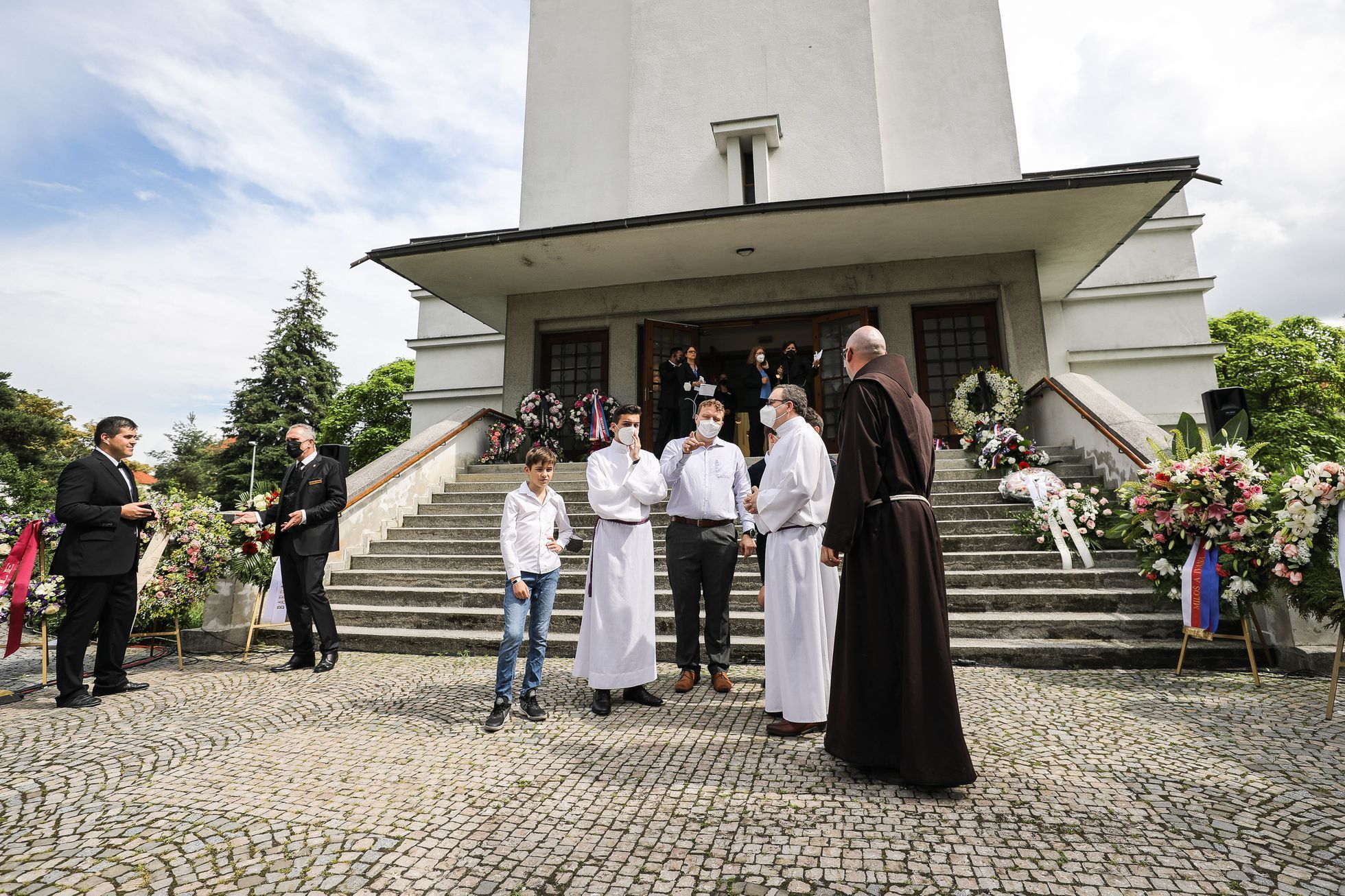 Poslední rozloučení, pohřeb, Libuše Šafrnáková