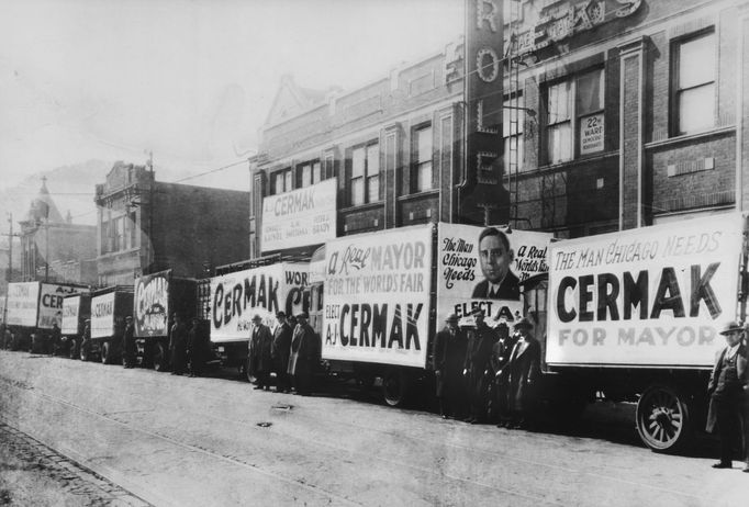 Volební kampaň Antonína Čermáka během voleb na post starosty Chicaga v roce 1931