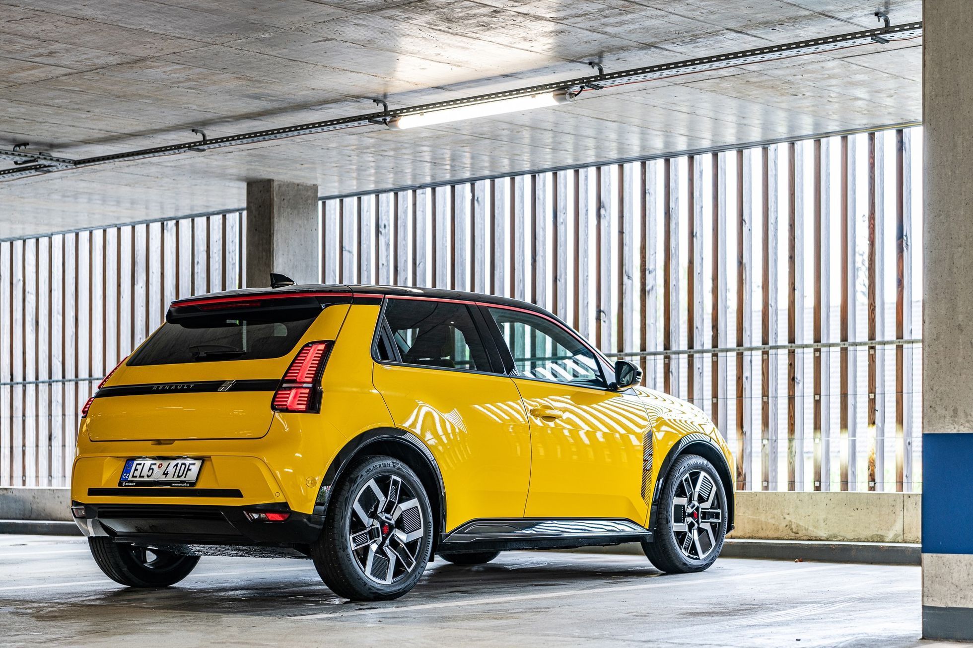 Renault 5 (česká premiéra duben 2025)
