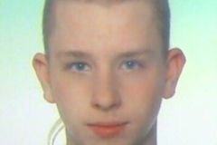Mladík se  neozývá z ciziny. Policie po něm pátrá