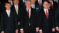 29. ledna - Prezident Zeman jmenuje vládu Bohuslava Sobotky až poté, co k řadě ministrů zveřejní řadu výhrad. Ročního výročí se ve funkci nedočkají hned dva z nich.