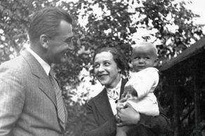 Rodinné snímky Milady Horákové: Komunisté jí nesplnili ani poslední přání před smrtí