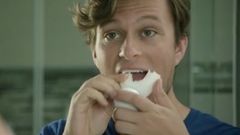 Zubní kartáček, který vám ušetří až 100 dní života. Čištění trvá jen 10 sekund