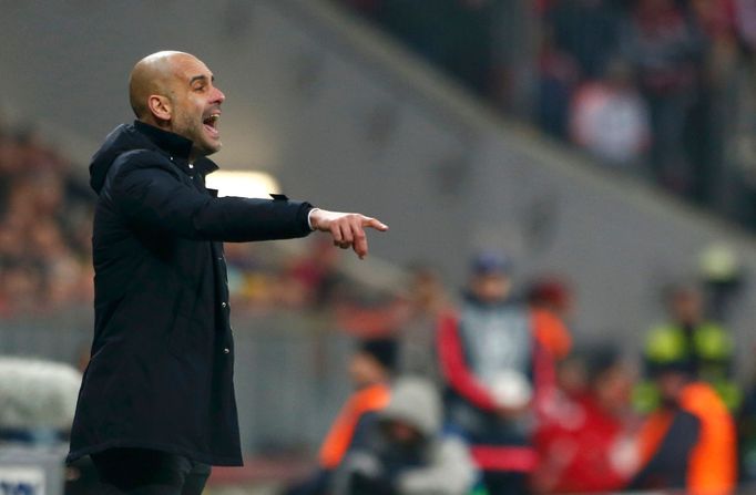 Bayern Munich's coach Pep Guardiola reacts