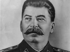 Josif Visariovič Stalin je zodpovědný také za masové vraždy československých občanů a Čechů