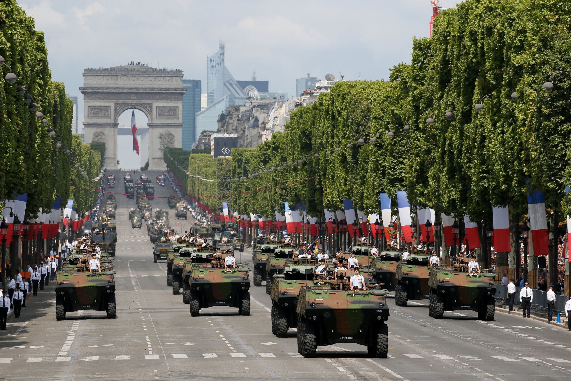 Vojenská přehlídka v Paříži
