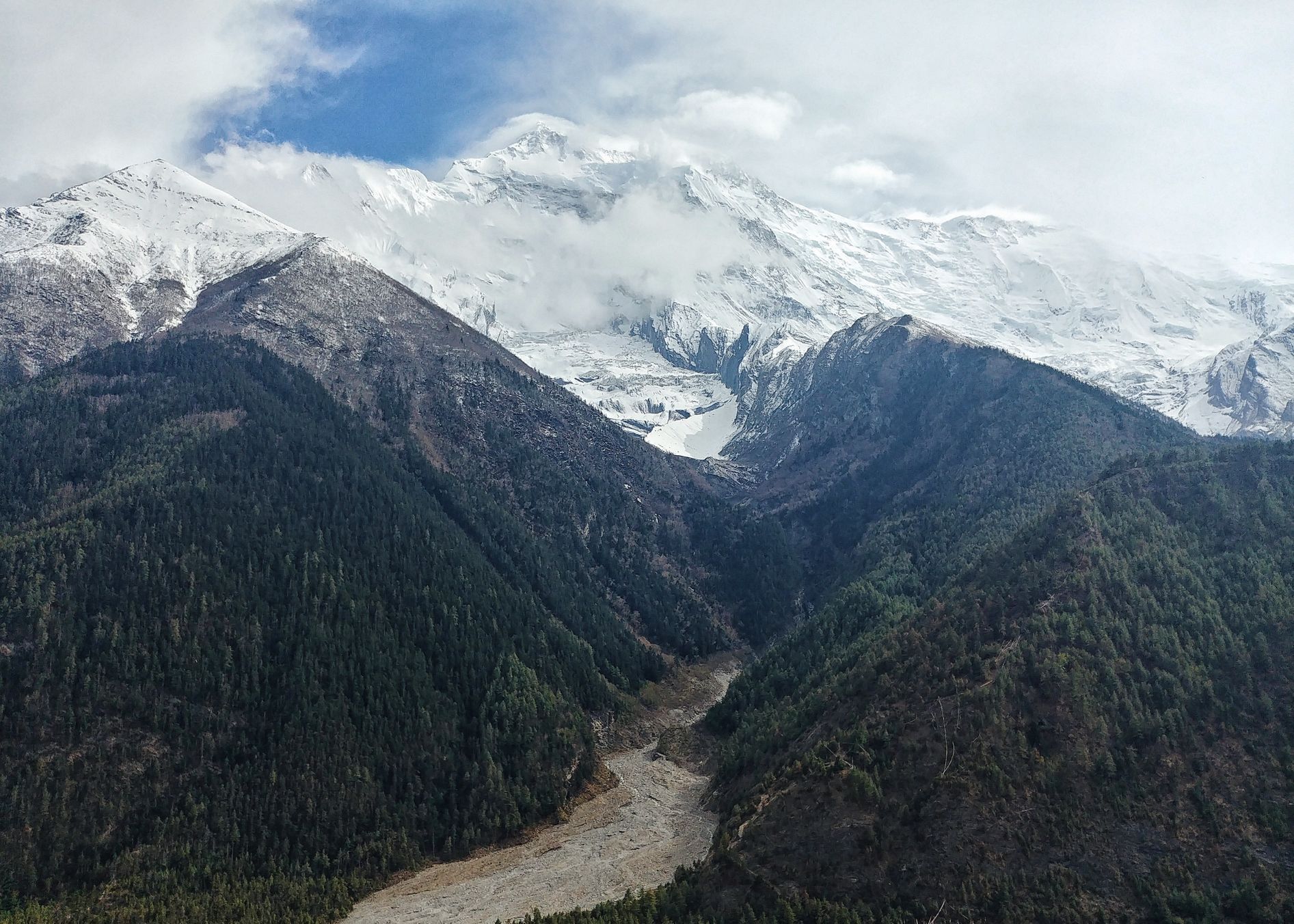 Na koloběžce Nepálem
