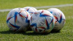 Míče Al Rihla pro fotbalové MS 2022 v Kataru