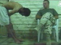 A zajatci USA z Iráku - věznice Abú Ghraib.