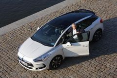 Citroën DS5? Úplně jiný zážitek!