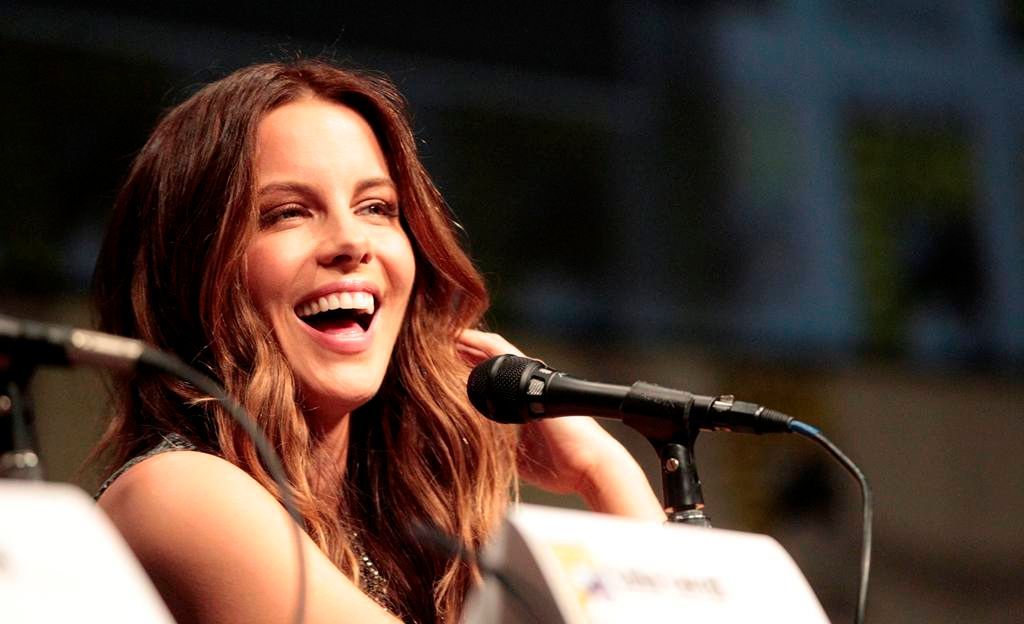 Comic con - Kate Beckinsale smiles during a panel for Total Recall