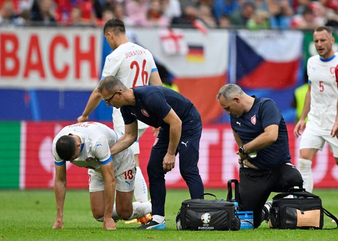 Zraněný Patrik Schick v zápase Eura 2024 Gruzie - Česko