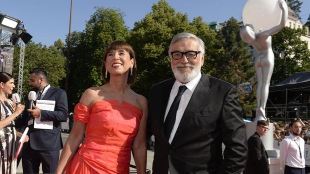 Nábřeží před karlovarským Thermalem možná ponese jméno Jiřího Bartošky
