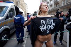 Hnutí Femen se rozpadlo. Polonahé aktivistky bojovaly proti Putinovi i Kirillovi