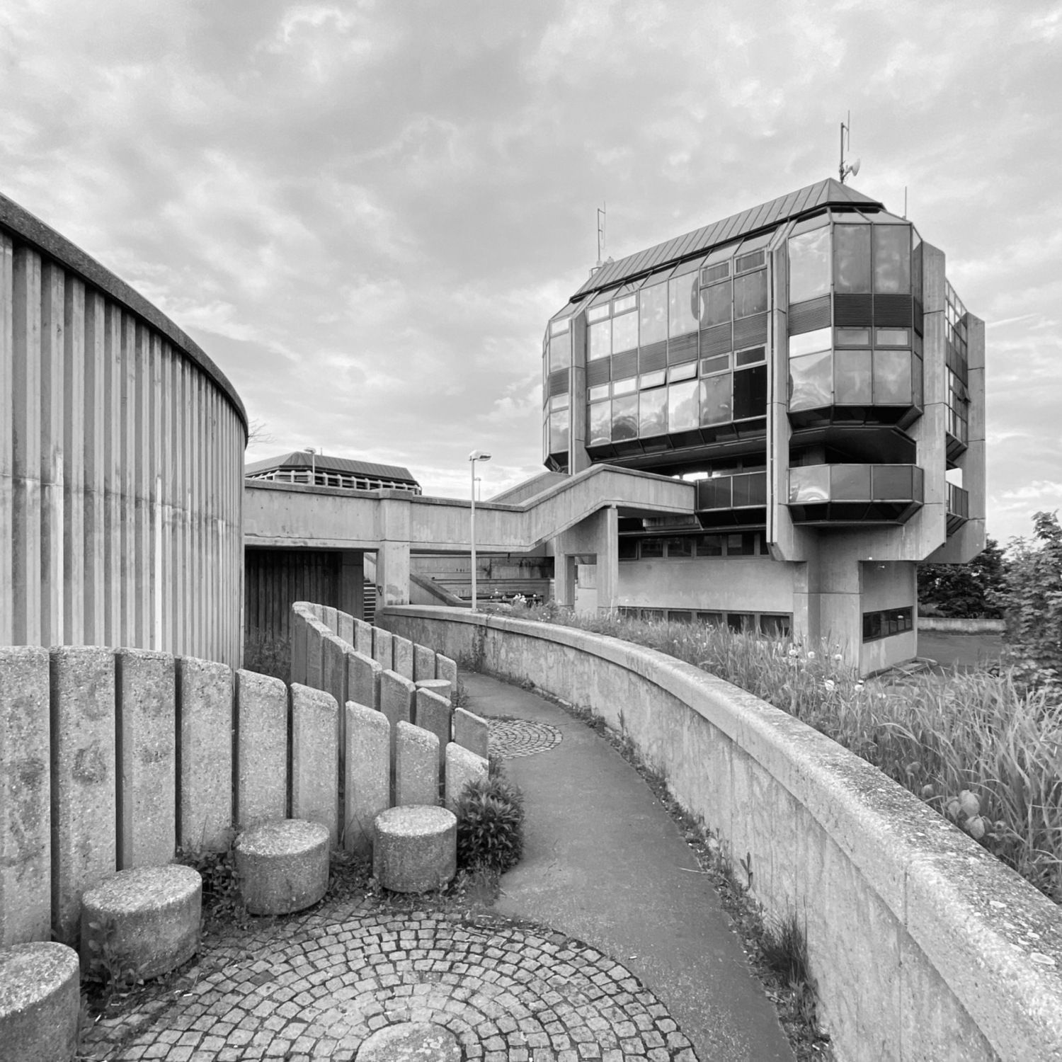 brutalismus praha architektura